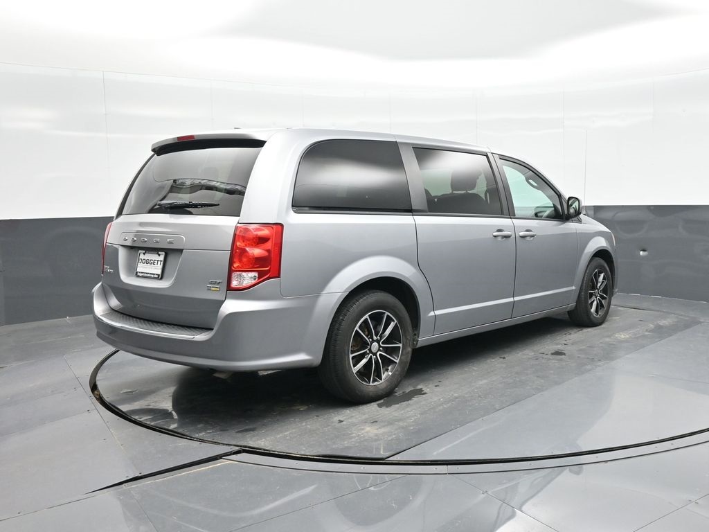 2019 Dodge Grand Caravan GT photo 3