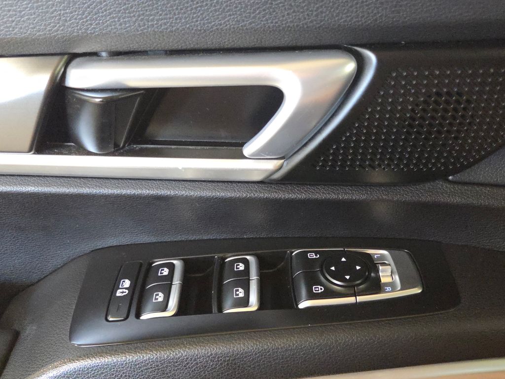 2020 Kia Telluride S photo 25