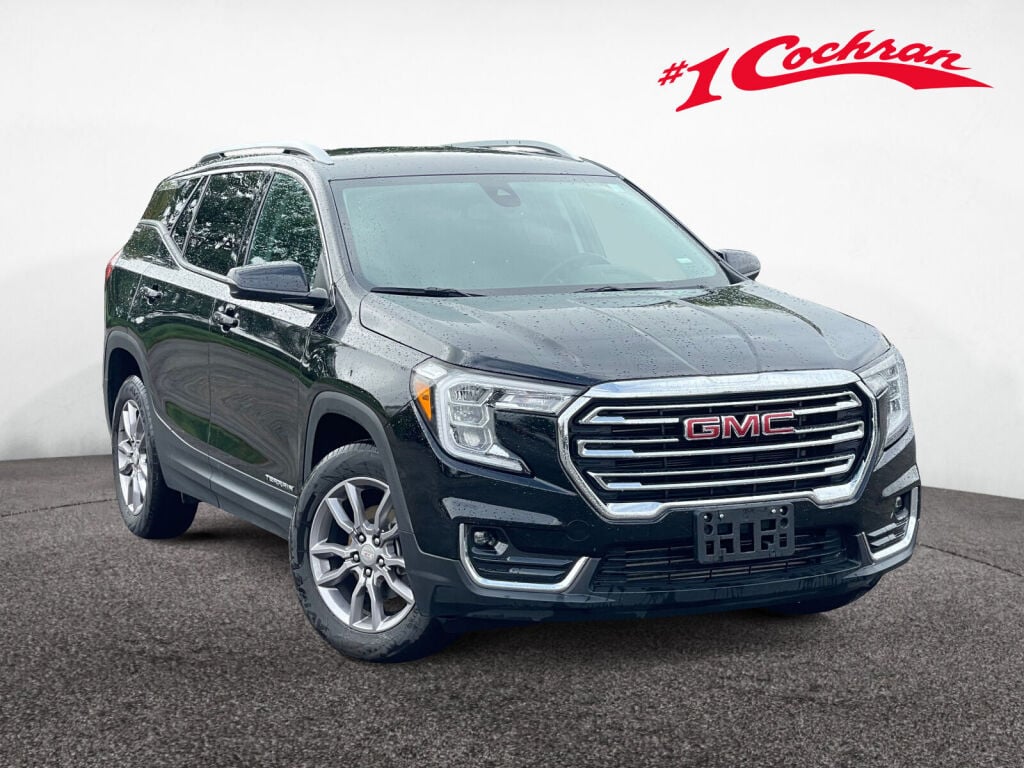 2023 GMC Terrain SLT's photo
