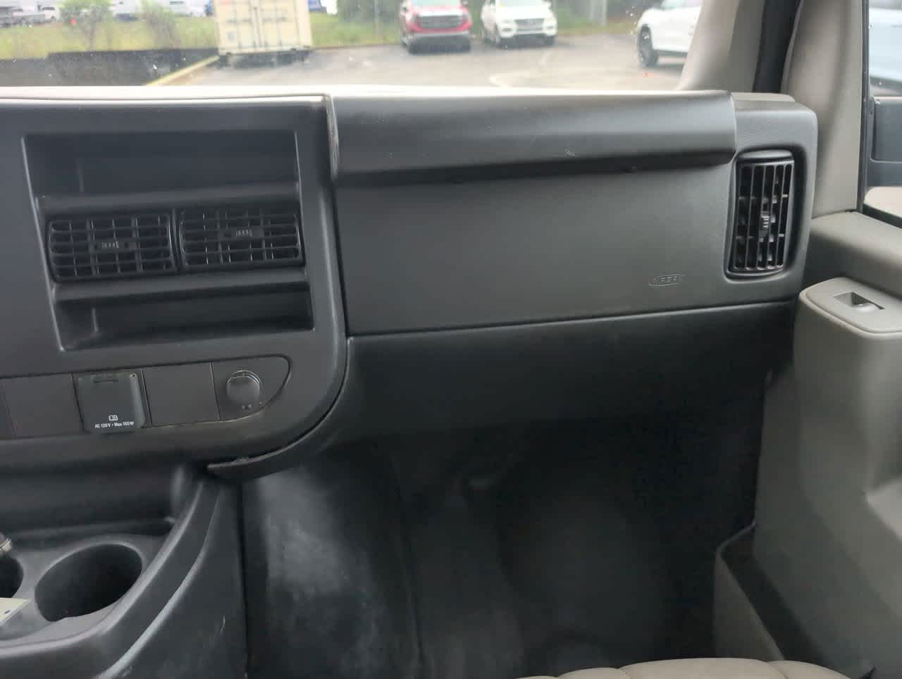 2023 Gmc Savana LS photo 17