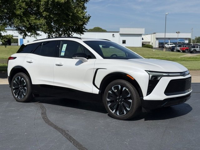 2025 Chevrolet Blazer EV RS's photo