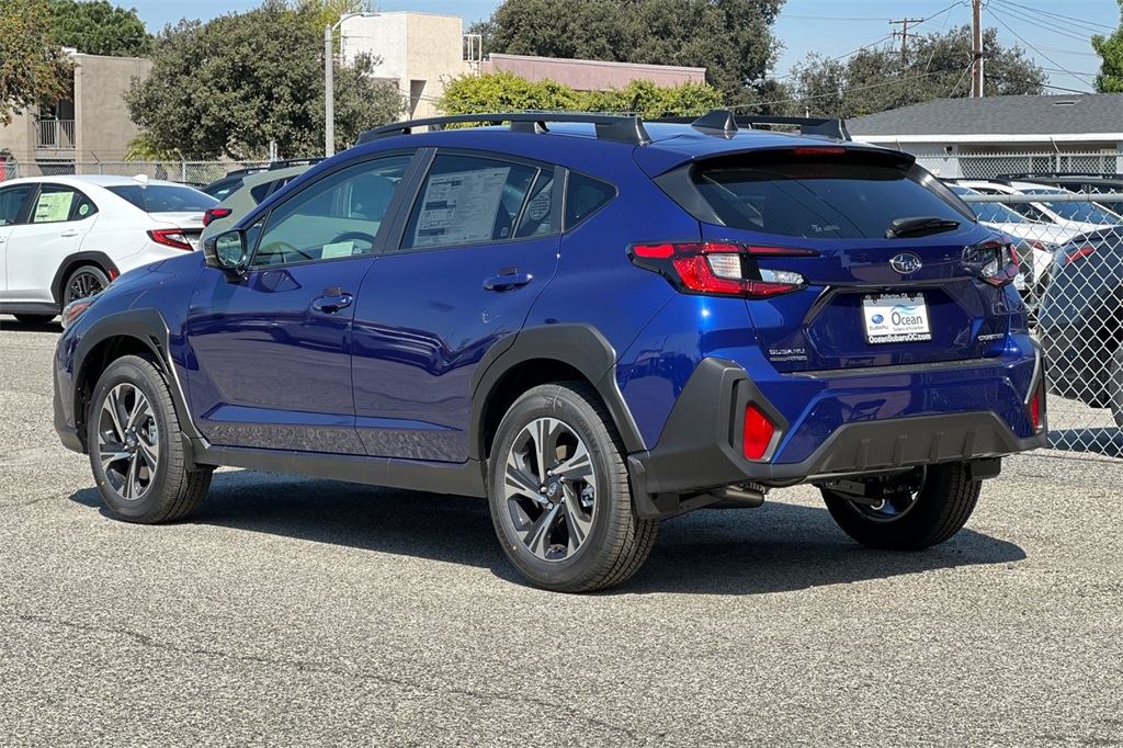 2025 Subaru Crosstrek Premium photo 3