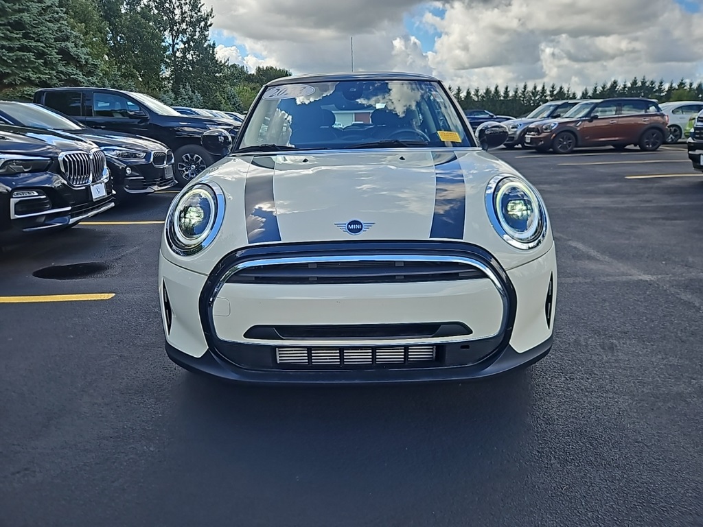 2023 Mini Cooper 2 Door Hardtop photo 2