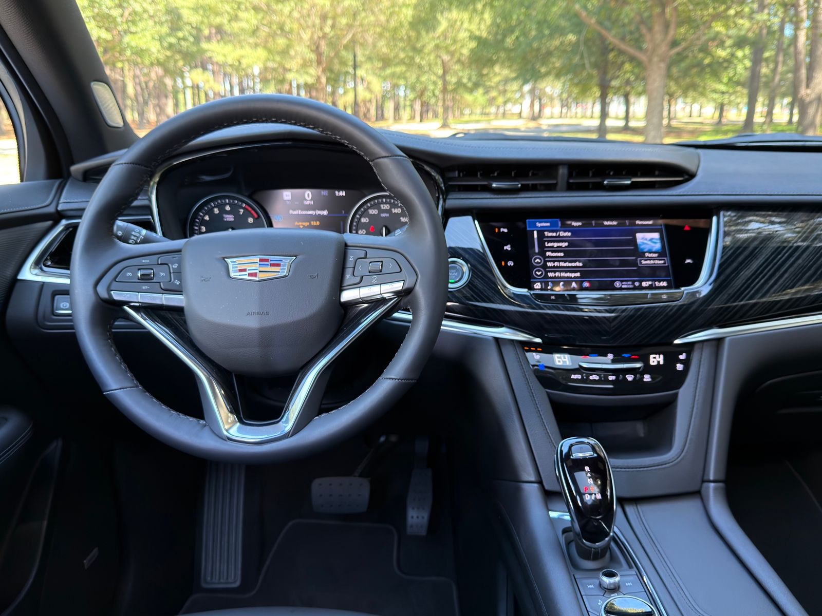 2025 Cadillac XT6 Premium Luxury photo 4