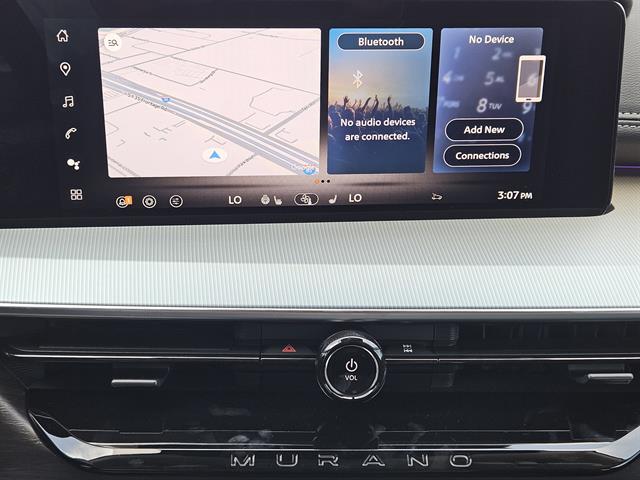 2025 Nissan Murano SL photo 10