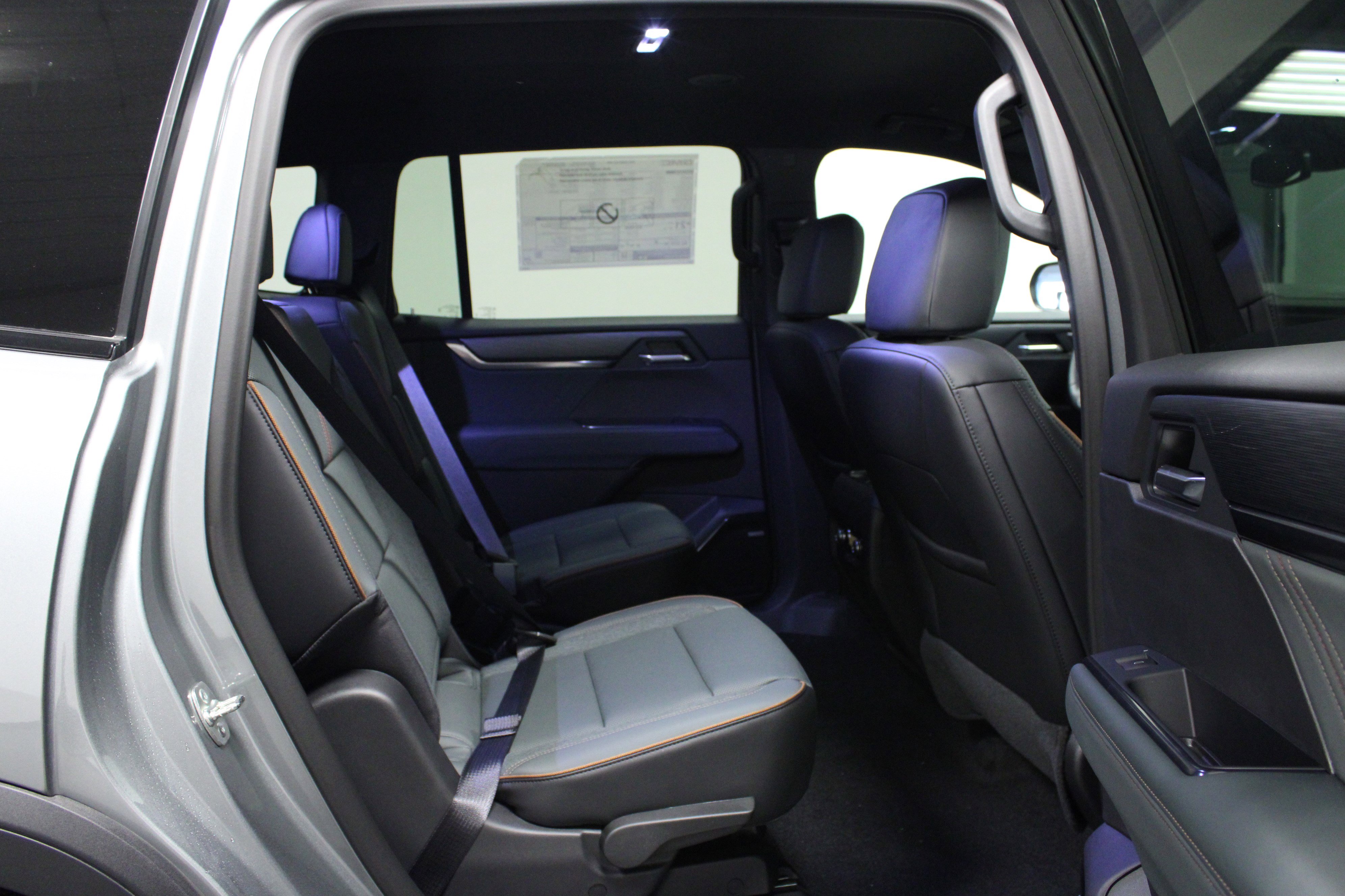 2025 Gmc Acadia AT4 photo 13
