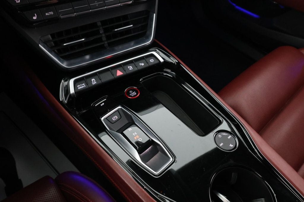 2024 Audi e-tron GT Prestige photo 16