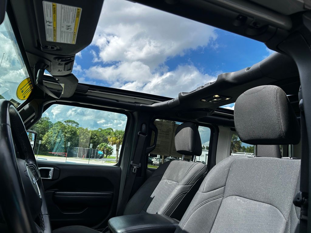 2021 Jeep Wrangler Unlimited Sport S photo 4