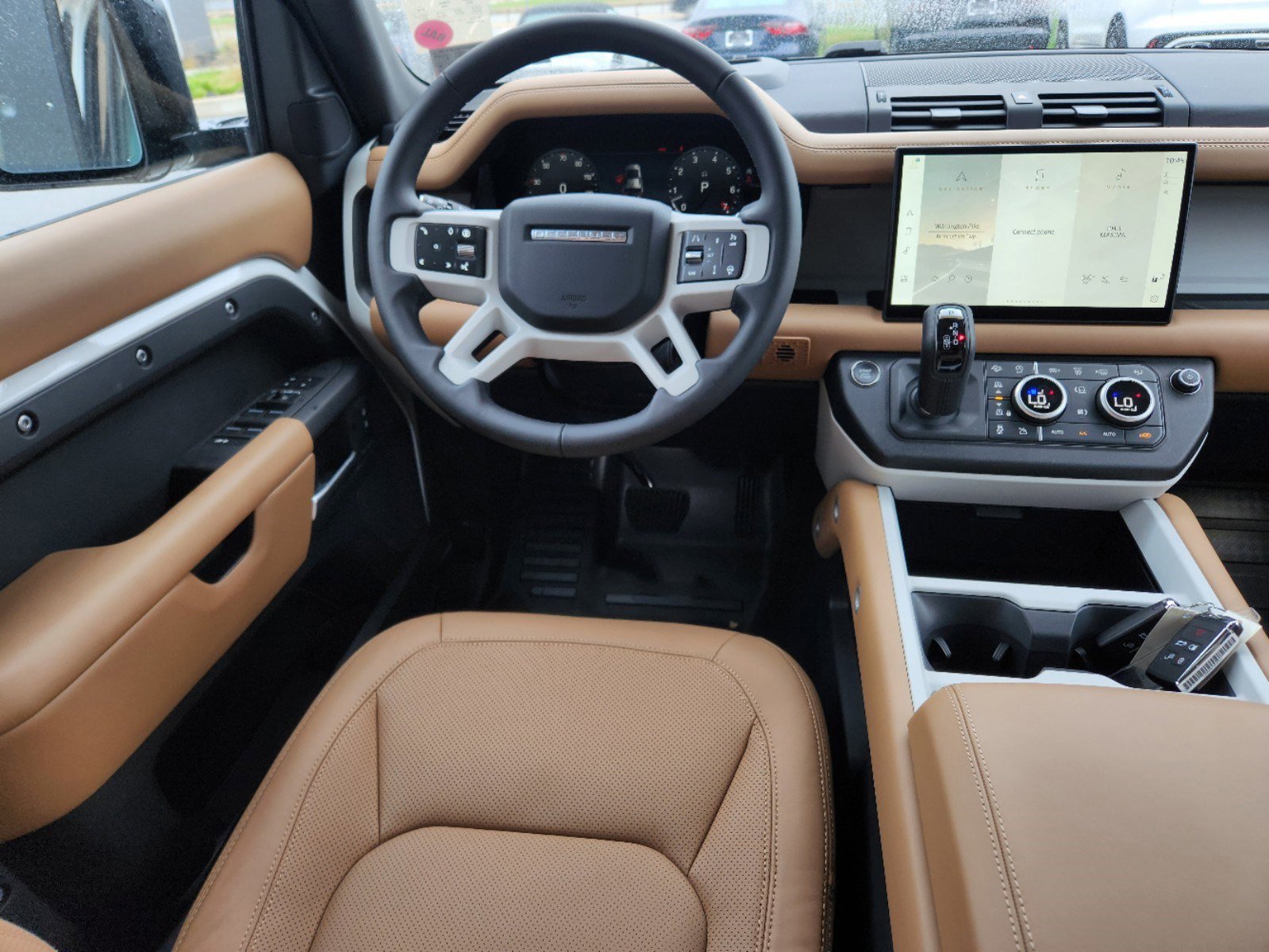 2025 Land Rover Defender 110 X-Dynamic SE photo 9