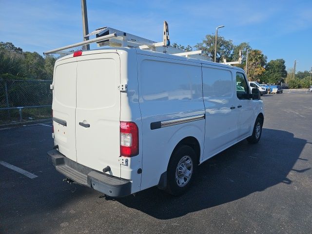 2018 Nissan NV2500 HD SV photo 4