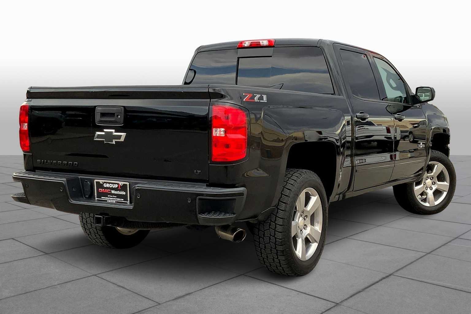 2018 Chevrolet Silverado 1500 LT photo 11