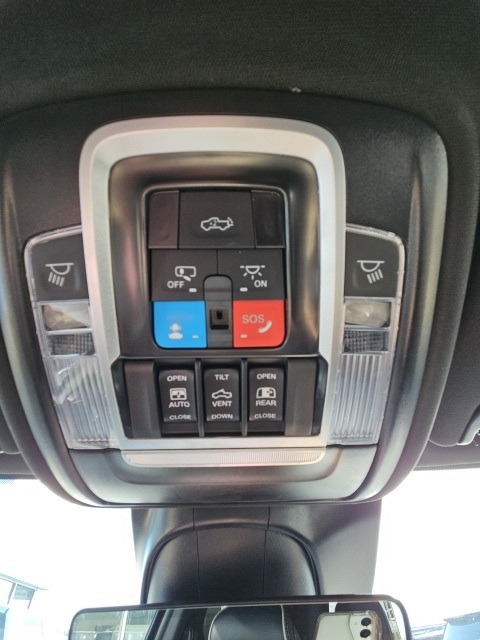 2025 Ram 2500 Laramie photo 18