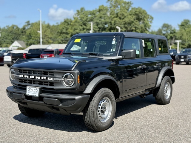2025 Ford Bronco Base photo 7