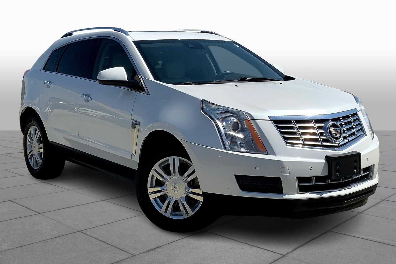 2015 Cadillac SRX Luxury photo 2