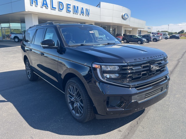 2025 Ford Expedition MAX Platinum photo 2