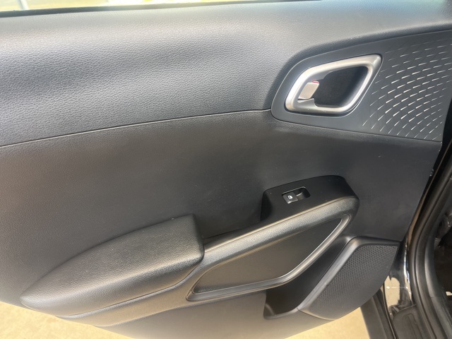 2021 Kia Soul S photo 27