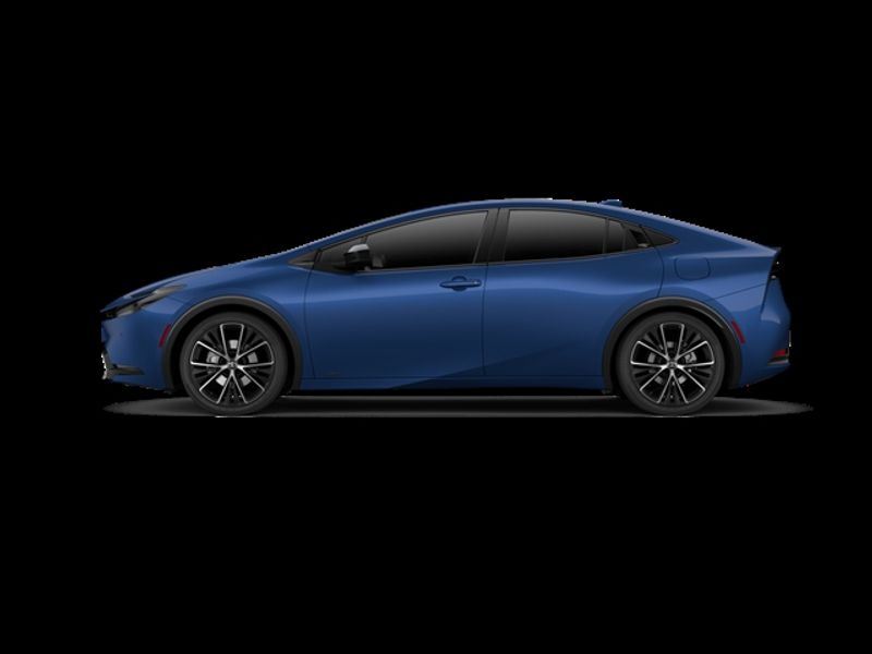 2026 Toyota Prius XLE photo 3