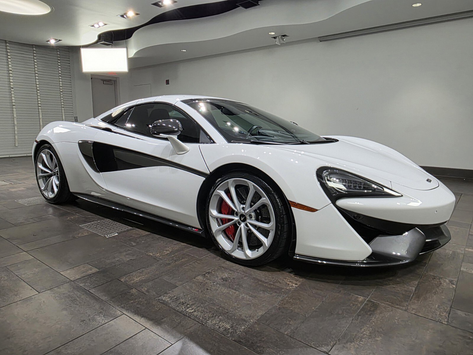2019 Mclaren 570S Spider photo 27
