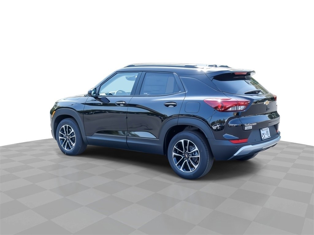 2026 Chevrolet Trailblazer LT photo 7