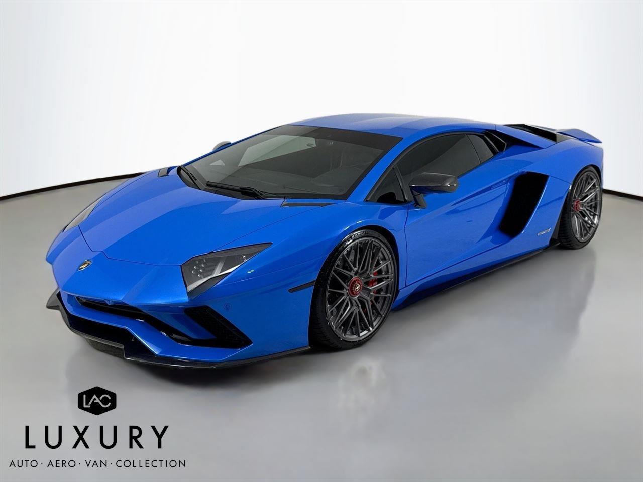 2018 Lamborghini Aventador LP 740-4 S photo 8