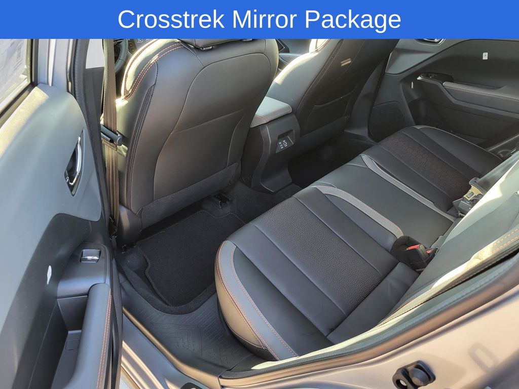 2025 Subaru Crosstrek Limited photo 4