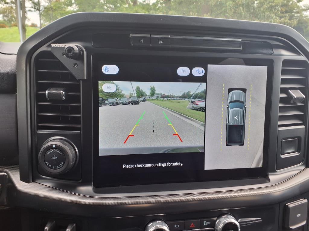 2025 Ford F-150 Lariat photo 17
