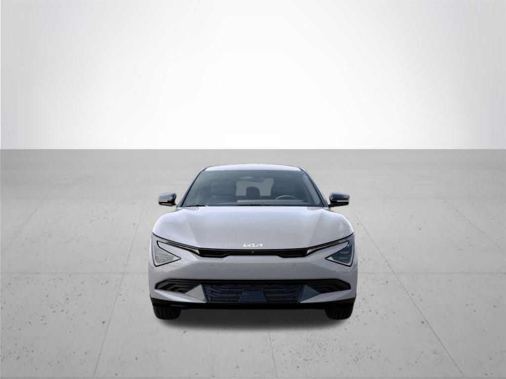 2025 Kia EV6 Light Wind photo 2