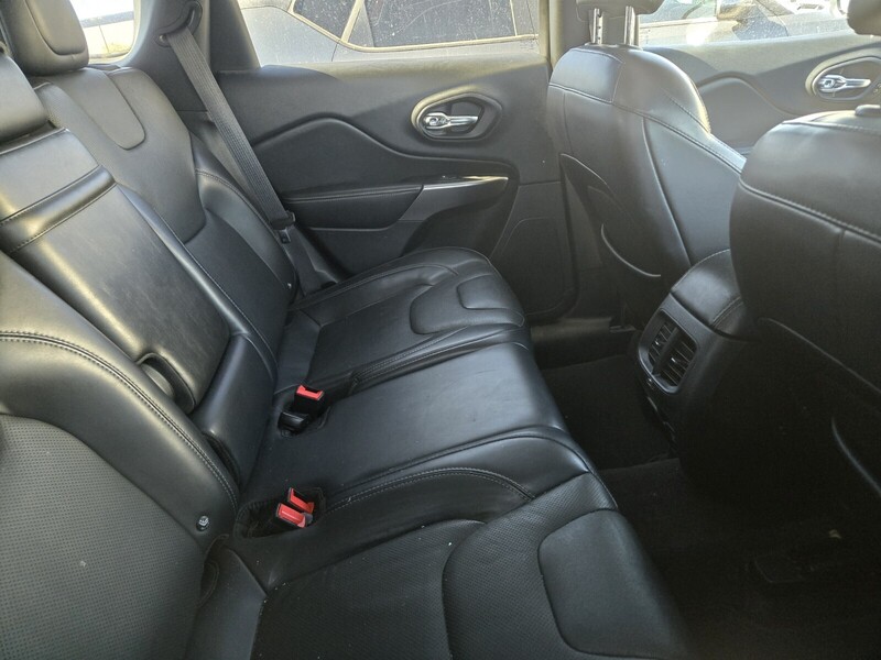2019 Jeep Cherokee Limited photo 4