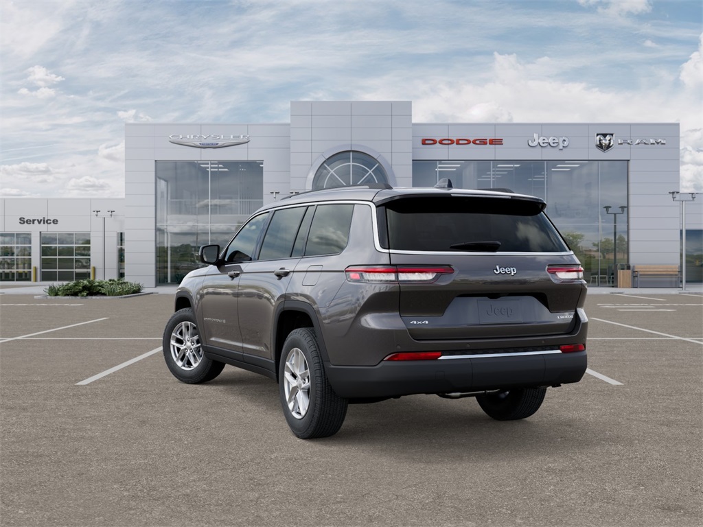 2025 Jeep Grand Cherokee Laredo X photo 3