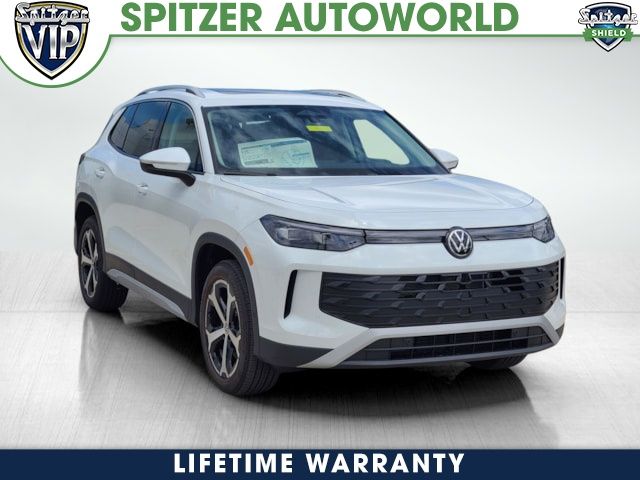 2025 Volkswagen Tiguan SE's photo