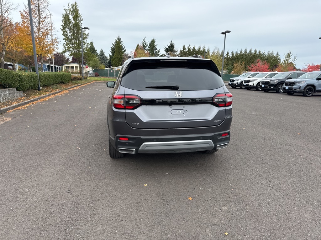 2023 Honda Pilot Elite photo 4