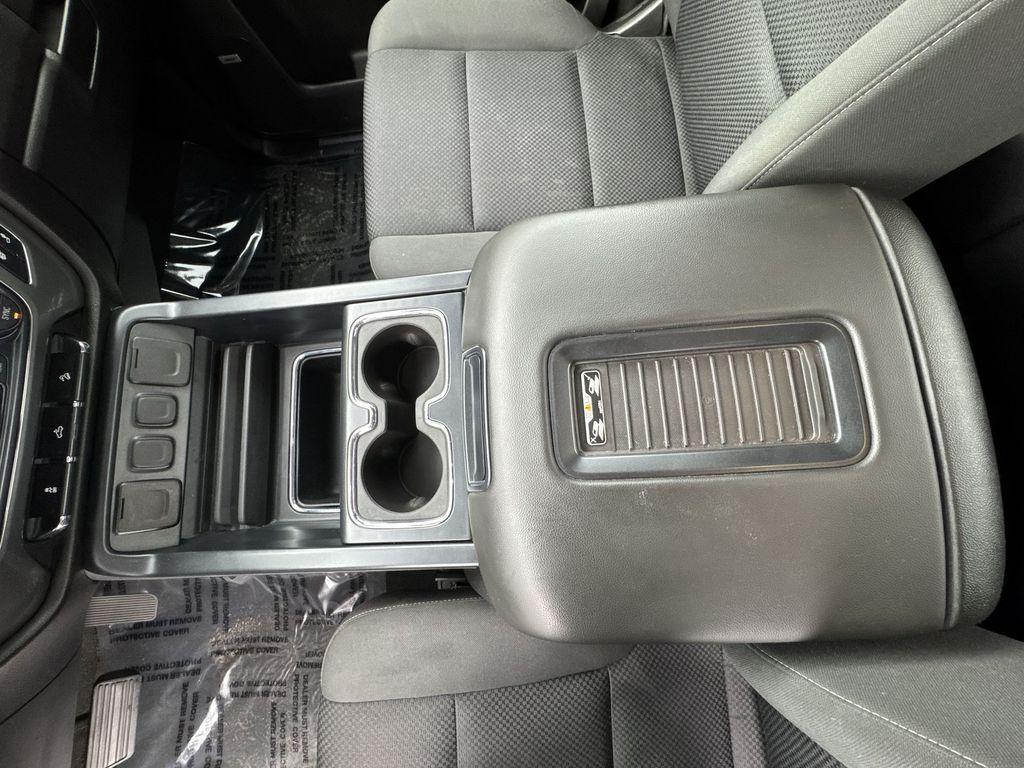2018 Chevrolet Silverado 1500 LT photo 22
