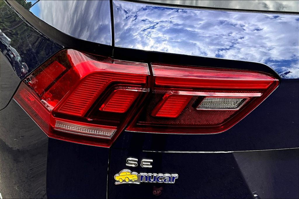 2022 Volkswagen Tiguan SE photo 26