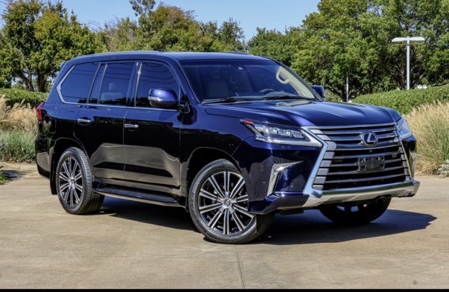 2019 Lexus LX 570's photo