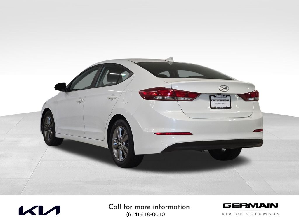 2018 Hyundai Elantra SEL photo 5