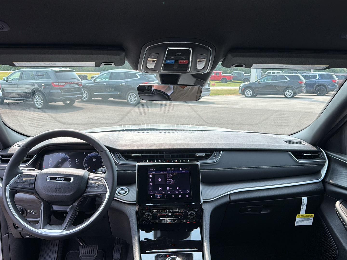 2025 Jeep Grand Cherokee Altitude photo 5