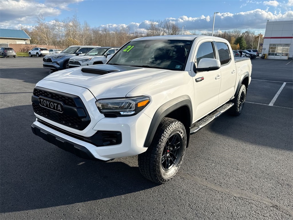 2021 Toyota Tacoma TRD Pro photo 3