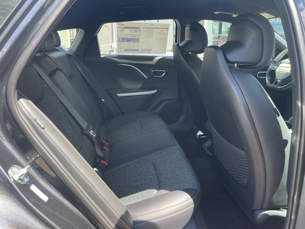 2025 Kia K4 GT-Line photo 11