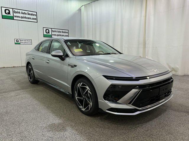2026 Hyundai Sonata SEL's photo