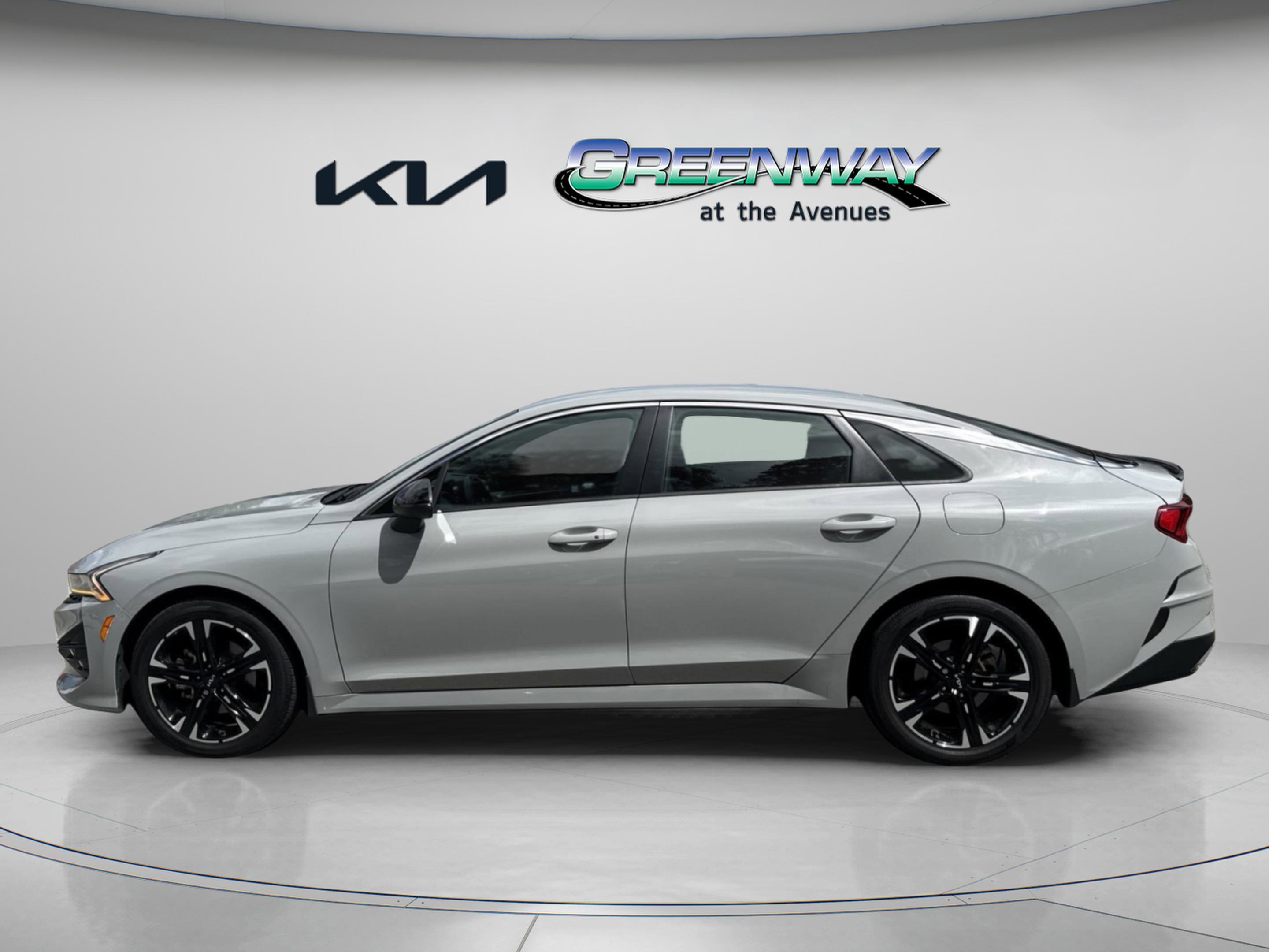 2023 Kia K5 GT-Line photo 2