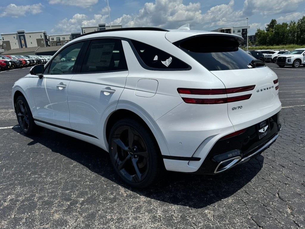 2026 Genesis GV70 3.5T Sport Prestige photo 3