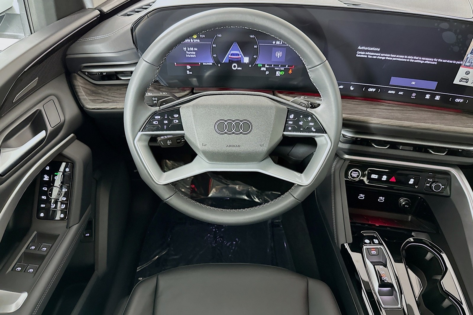 2025 Audi Q5 Premium Plus photo 3