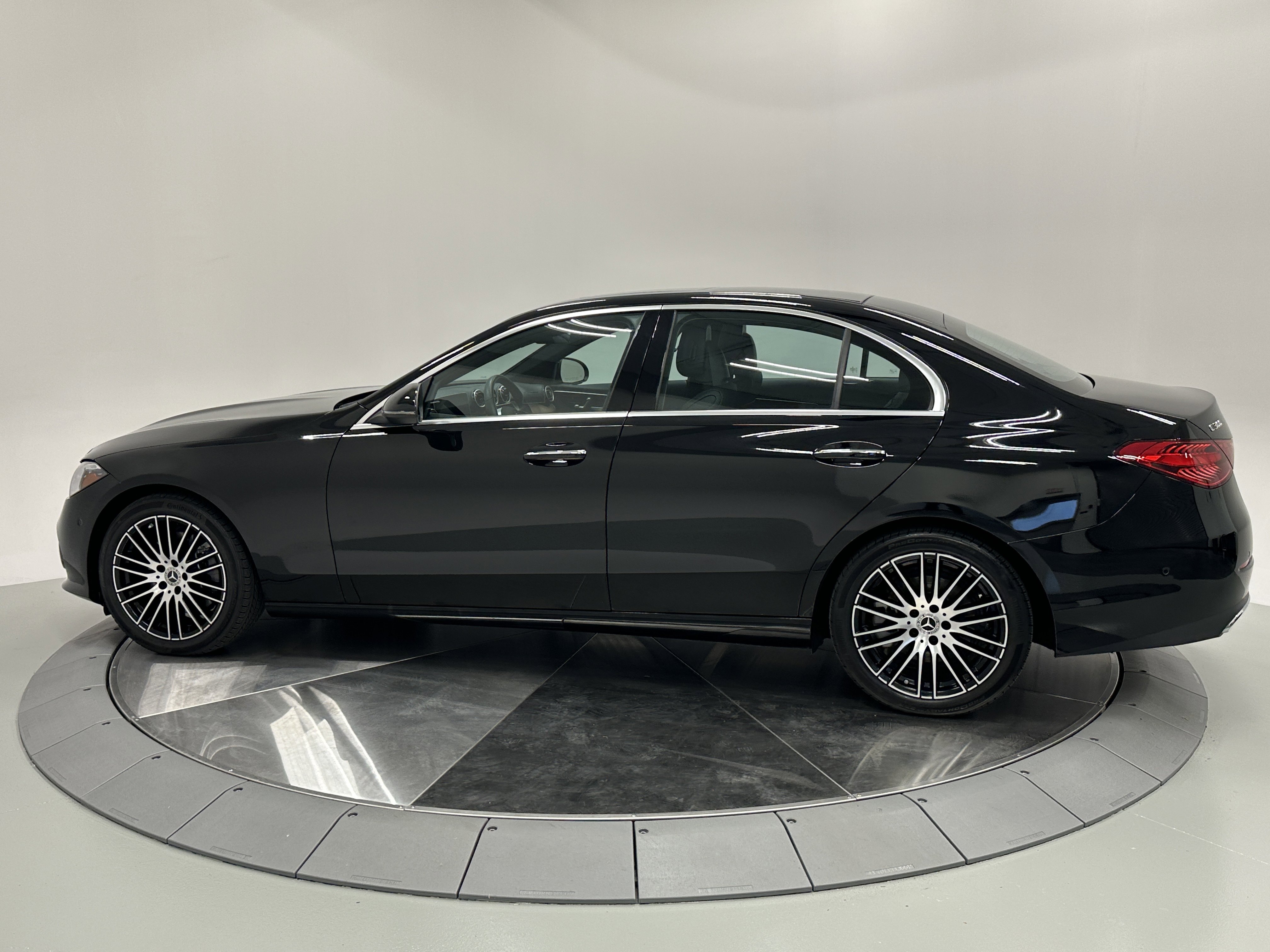 2024 Mercedes Benz C 300 photo 5