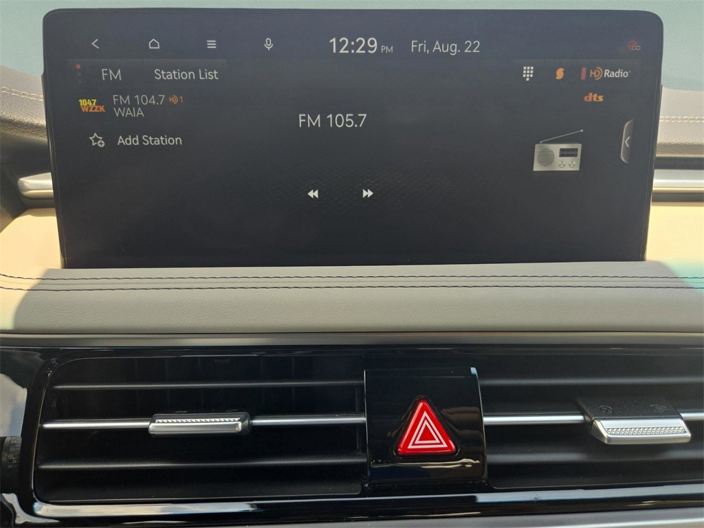 2024 Genesis G70 2.5T photo 11