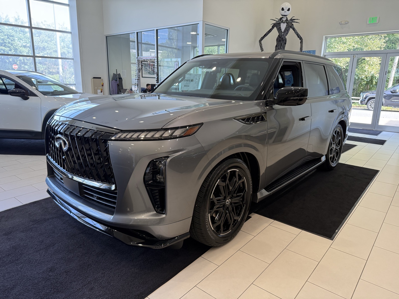 2026 Infiniti QX80 Base photo 3