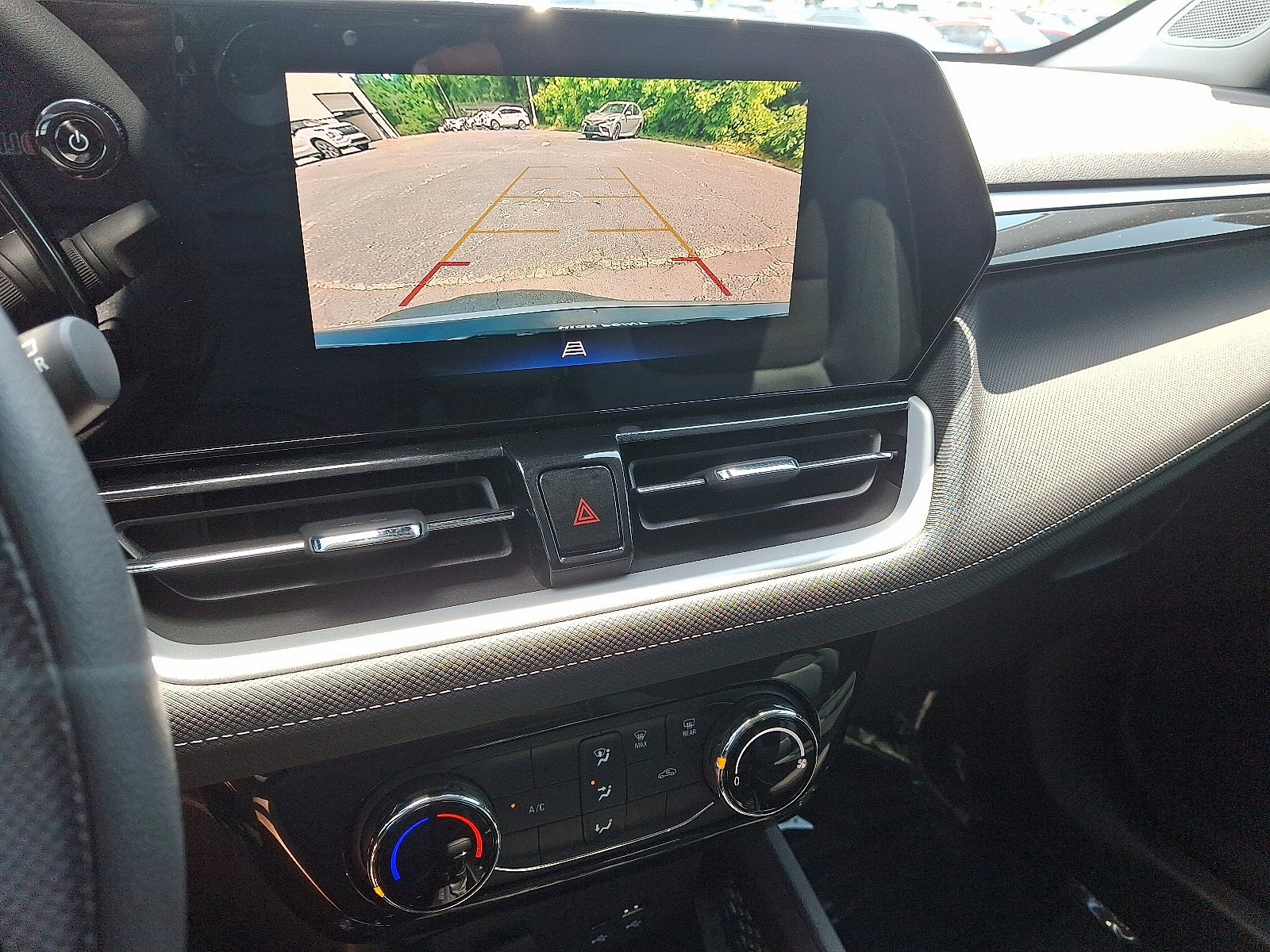 2024 Chevrolet Trailblazer LT photo 24