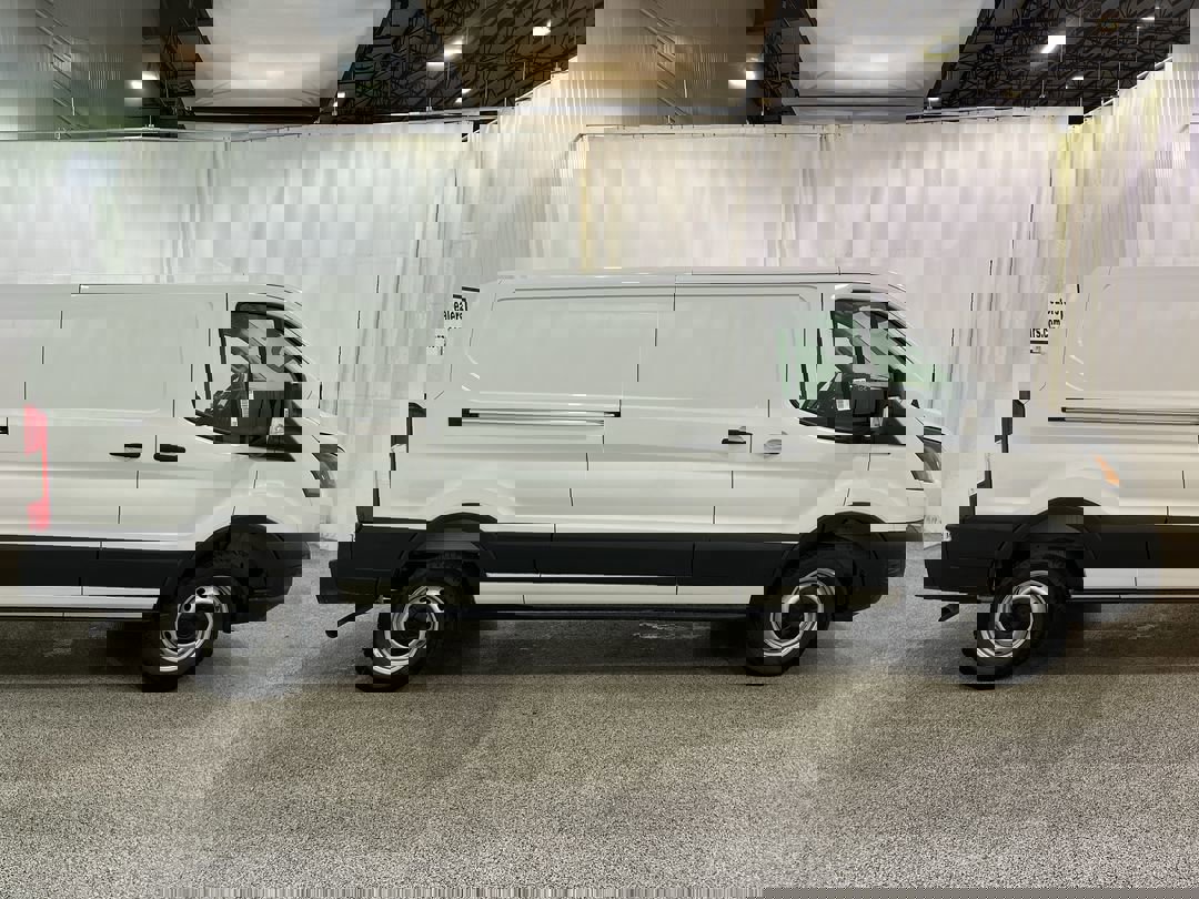 2025 Ford Transit Cargo Van photo 3