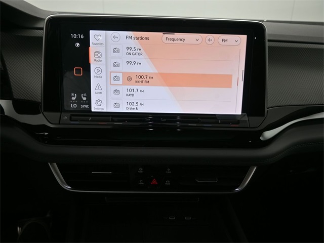 2025 Volkswagen Atlas Peak Edition SE photo 26