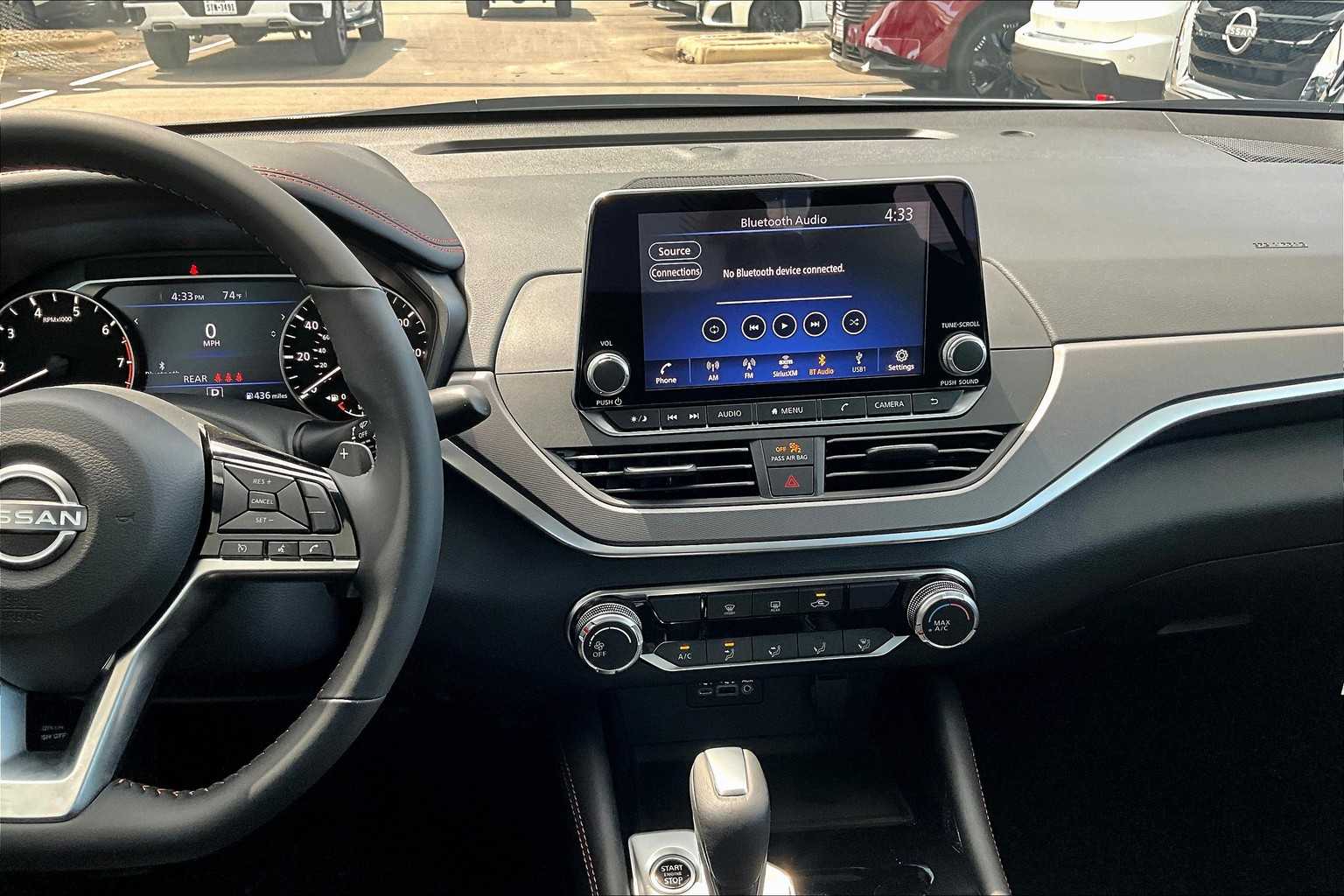 2025 Nissan Altima 2.5 SR photo 6