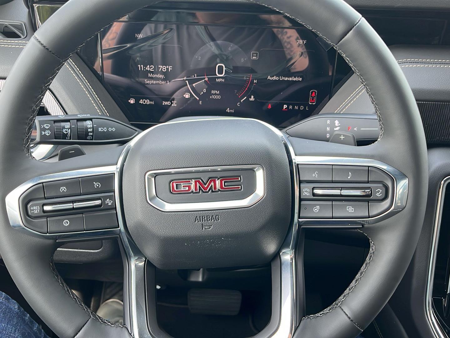 2025 Gmc Yukon XL photo 17